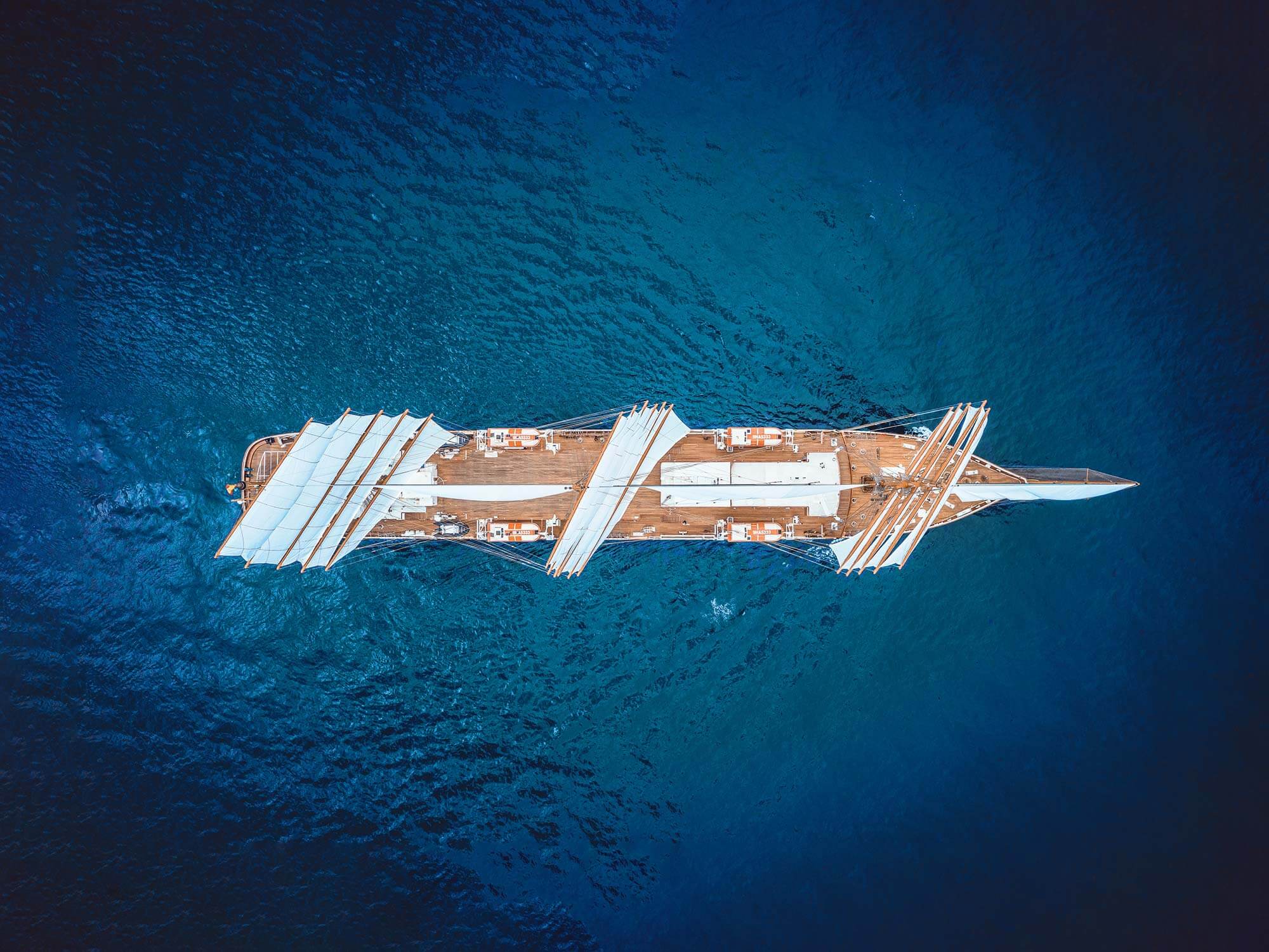 SeaCloud_Kreuzfahrten_SeaCloudSpirit_Schiff_Vogelperspektive