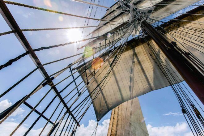 SeaCloud_Kreuzfahrten_SeaCloud_Segel_von-unten