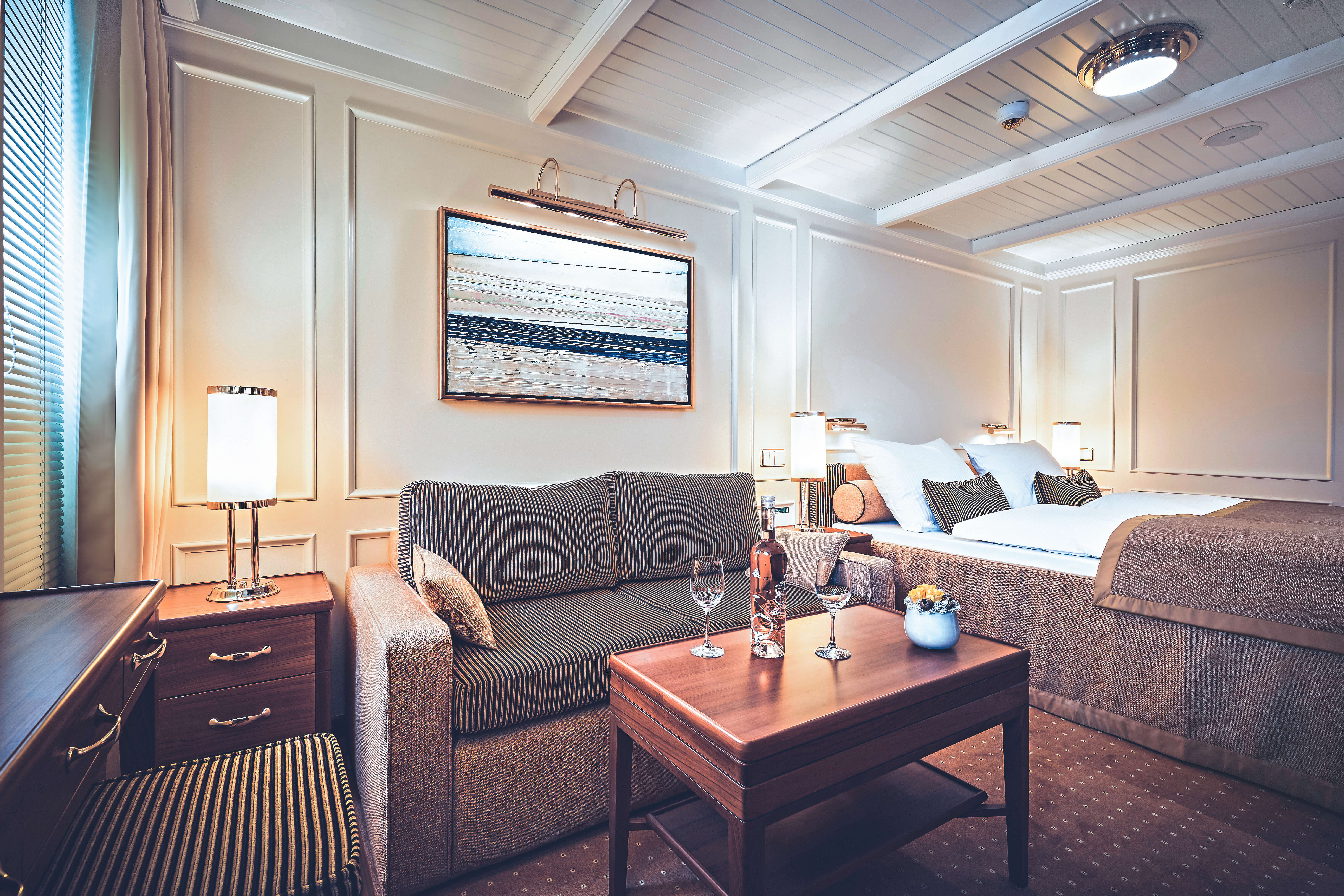 SeaCloudSpirit_DeLuxeOutsideCabin_No225_CatD_003