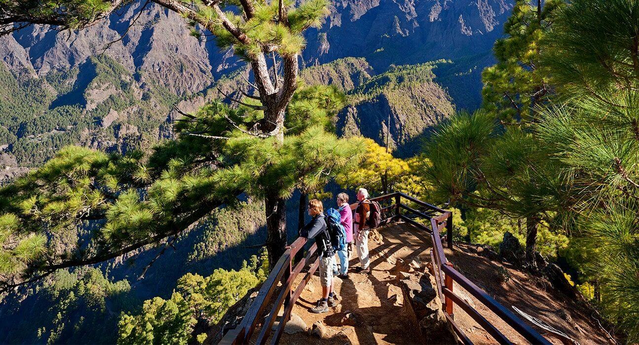 SeaCloud_Kreuzfahrten_Kanaren_La-Palma_Caldera-de-Taburiente_Huber_20424432-min